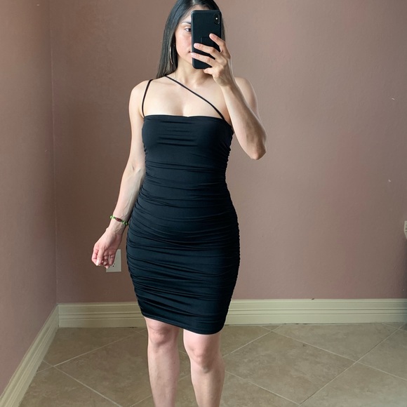 ANAHI Diagonal Strap Dress -black - Picture 4 of 4